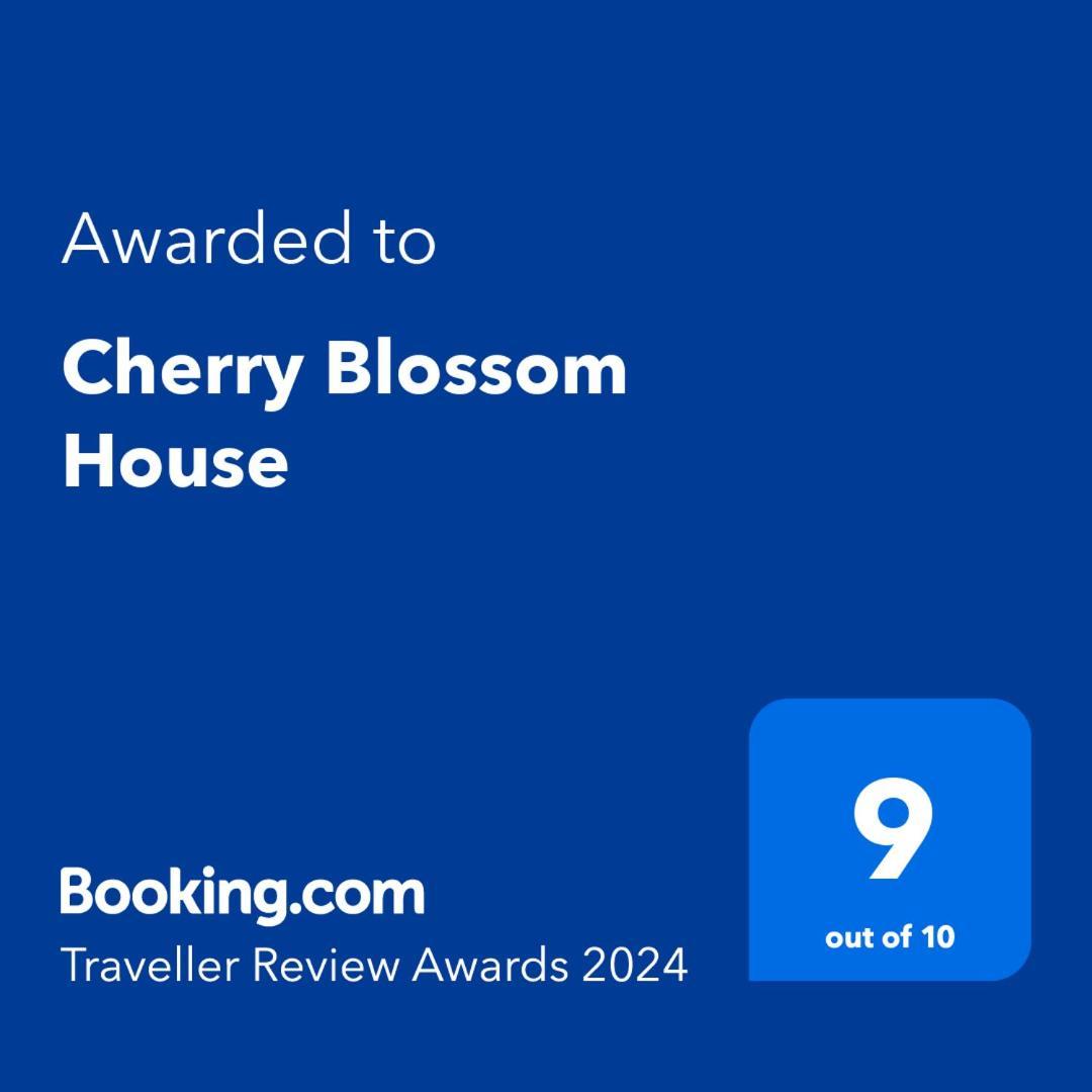 Cherry Blossom House Bujaleuf Exterior photo